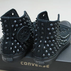 Tenis Genuinas CONVERSE All-star Chuck Taylor como núcleo Alta Tachuelas Sheos - Imagen 1 de 3