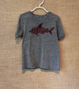 Boys Gray 'East Hampton NY' Shark Short Sleeve Shirt Size 6 - Picture 1 of 2