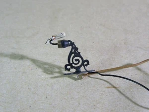 514X Jouet Ancien Lampadaire Incomplet en Plastique avec Fil Eclairage Ho 1/87 - Picture 1 of 6