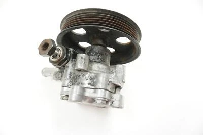 Conjunto de bomba de dirección asistida Audi A4 Quattro 2005-2009 usado OEM (8E0-145-153-J) Foto 1 de 4