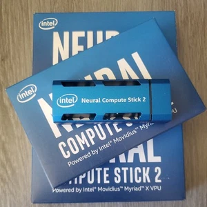 Unité de traitement Intel Neural Compute Stick 2 (NCSM2485DK) - Photo 1/4