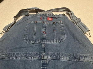 DICKIES Bib Overalls Men’s Size 50x30 Carpenter Blue Jean Denim Medium Wash - Picture 1 of 17