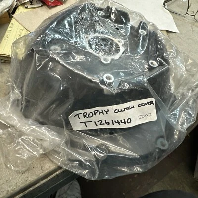 T1261440 CUBIERTA EMBRAGUE TRIUMPH TIGER 1200 TROPHY Foto 1 de 4
