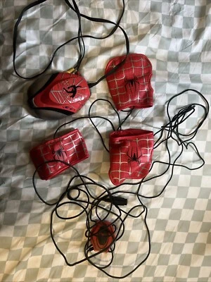 Marvel Spiderman 2 PLUG&PLAY JUEGO DE TV Toy Quest Guante Web Video DE COLECCIÓN SIN PROBAR Foto 1 de 4