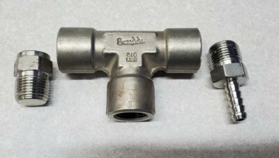 Swagelok 5/8" Tube Union Tee 316 Stainless Steel Instrument w/ Attachments  - Image 1 of 3