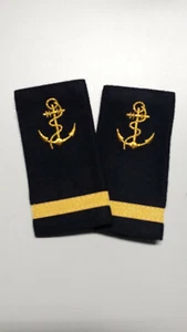 FOURREAUX D'EPAULES ENSEIGNE DE VAISSEAU 2° CLASSE MARINE NATIONALE GALON GRADE - Foto 1 di 1