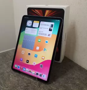 Apple iPad Pro 3rd Gen 128GB, Wi-Fi + 5G (Unlocked), 11 in - Space Grey (Boxed) - Picture 1 of 11