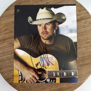 Gary Allan 8x10 autographed Real Signed press promo photo watching airplanes - Picture 1 of 7