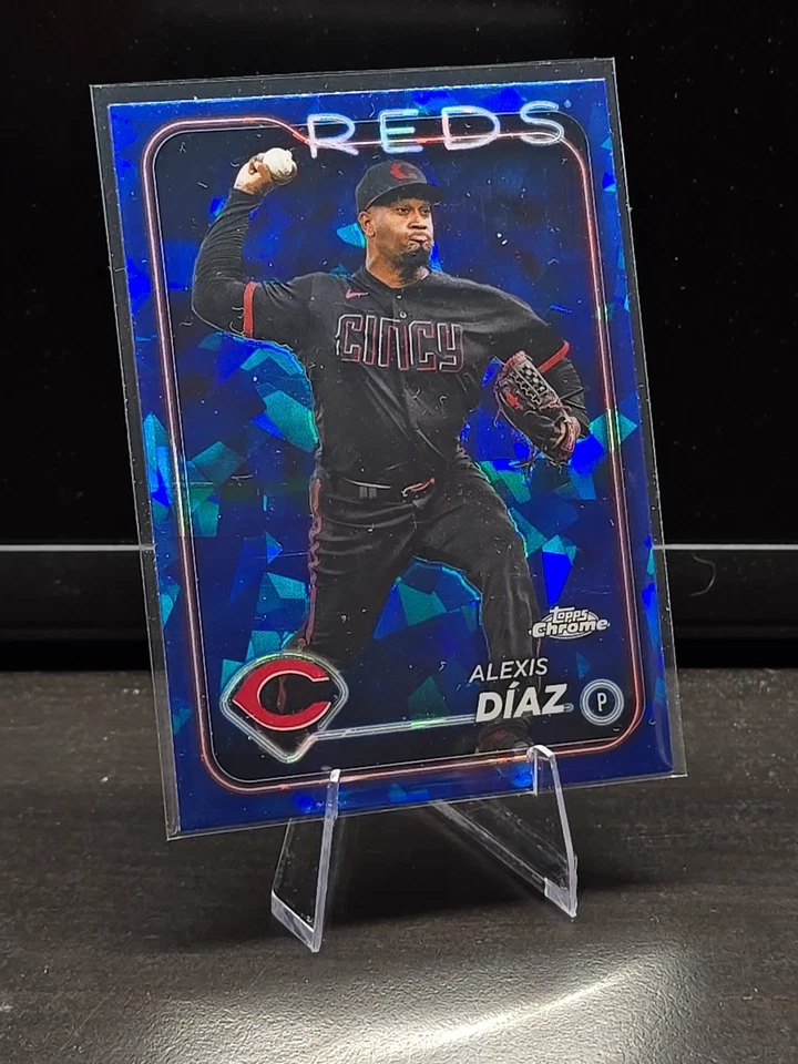 Alexis Díaz 2024 Topps Chrome Sapphire Edition #297 Cincinnati Reds - Image 1 of 2