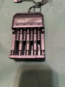 USB Charger Li-ion Battery Power Charger Suitable for 4-4 3.7 V Li-ion battery. - Picture 1 of 4