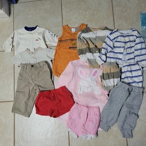 Paket Vintage Kinderkleidung 12-18M Carters Baby Mädchen Jungen Shirts Hosen Pyjamas - Bild 1 von 7