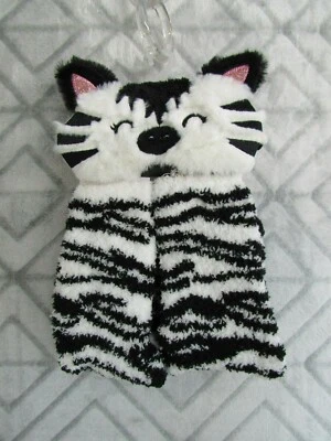 New No Boundaries Faux Fur Sleep Mask Slipper Sock Set Zebra Shoe Size 4 10  - Imagem 1 de 3