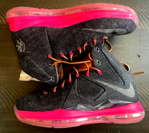 NUEVO Nike Air Lebron X 10 EXT Medio Marino Denim Rosa 597806-400 Para Hombre Talla 9 Sin Caja - Imagen 1 de 7