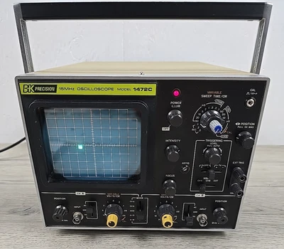 Аналоговый осциллограф BK Precision 15 МГц с двойной трассировкой ЭЛТ 1472C - включается - Изображение 1 из 4