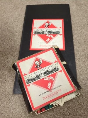 Vintage Monopoly Boxed Game Set 1940s ? Old Style Playing Pieces - Image 1 of 4