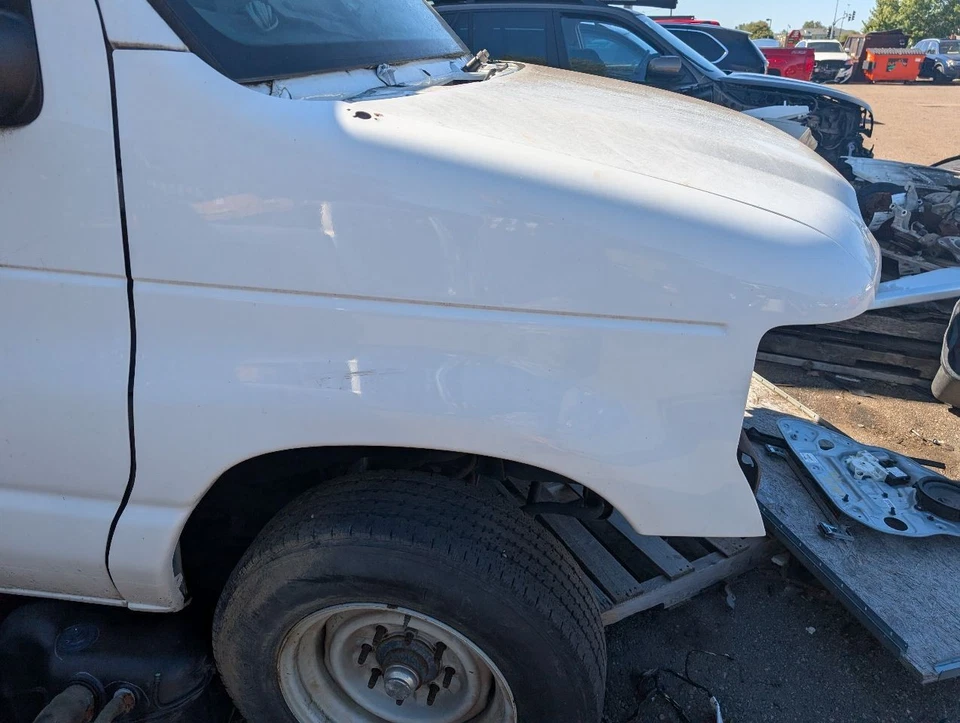 乘客右挡泥板适用于 08-19 21-23 福特 E350 范 932223 — 第 1/4 张图片