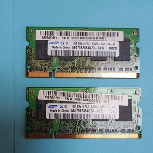Samsung M470T2864QZ3CE6 (2x1 GB, PC2-5300 (DDR2-667), DDR2 RAM, 667 MHz - Picture 1 of 1