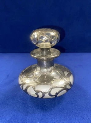 Antigua Colonia - Botella de vidrio de perfume Art Nouveau superpuesta de plata de ley  Foto 1 de 4