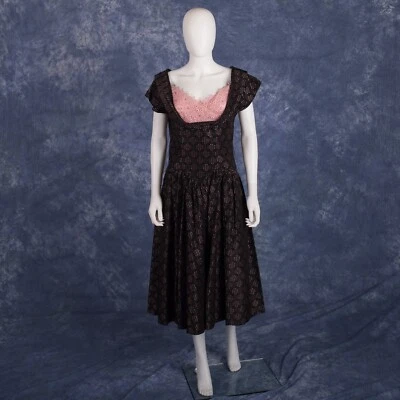 Vestido vintage de encaje rosa tafetán negro años 50 de colección talla 16 Foto 1 de 4