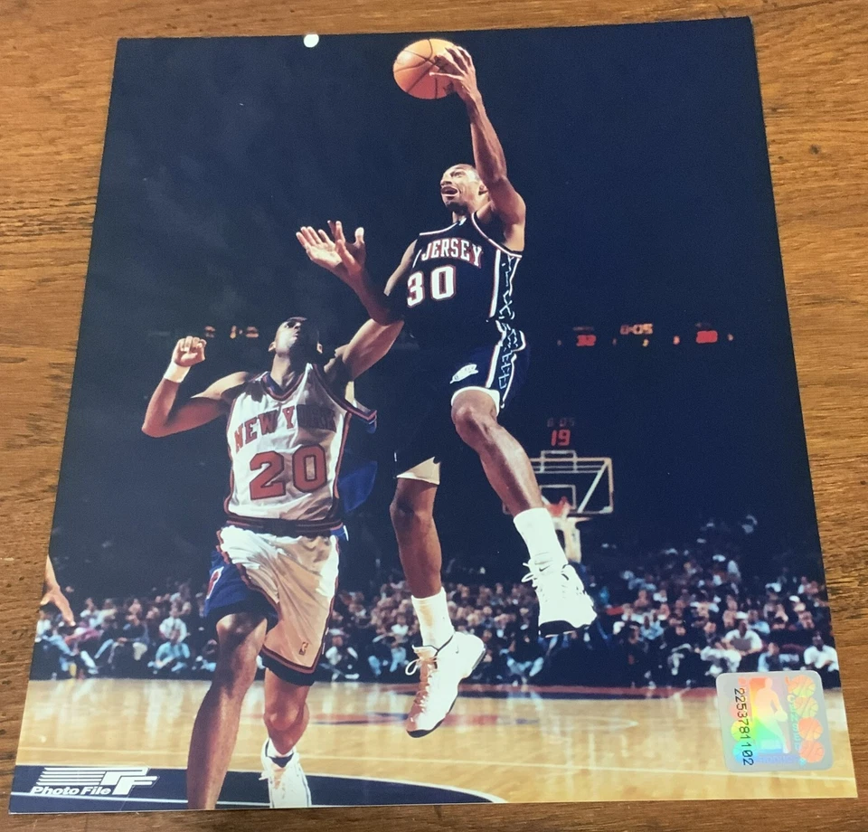 KERRY KITTLES 8x10 UNSIGNED PHOTO FILE PHOTOFILE LICENSED NEW JERSEY NETS RARE - Image 1 of 1