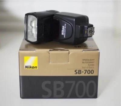 NIKON SB-700 AF Speedlight Shoe Mount Flash Flashgun for DSLR Cameras SB700 NEW - Image 1 of 4
