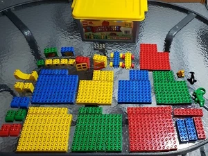 1998 Lego Duplo Limited Edition Silver Bucket Set 141 Pieces + 78 Extra Pieces - Picture 1 of 20