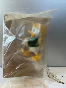 Disney Duck Tales Louie PVC Figura o Cake Topper 2" Kellogg's Cereal 1991 Bx60 - Foto 1 di 3
