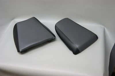 HONDA CBR900RR Seat Covers  Front & Rear in Black Marine Vinyl (ps) - Imagem 1 de 2