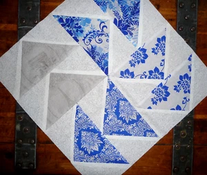 Lot of 2 Blue/White Quilt Blocks 16 x 16 inches - Picture 1 of 5