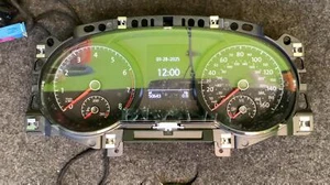 VOLKSWAGEN GOLF Speedometer 5G1920840B 50K MILES B3913 - Picture 1 of 4