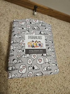 NEU Snoopy Peanuts Bettwäsche Set King 4 Stück Berkshire grau Herzen Valentinstag - Bild 1 von 4