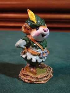 FIGURA WEE FOREST FOLK RH-1 PETIRROJO CAPUCHA, ANNETTE PETERSEN, 2" DE ALTO, RET. 1994 - Imagen 1 de 7