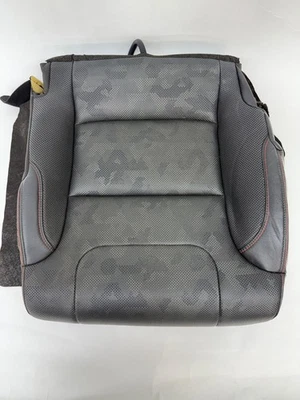 2023 Toyota Tundra OEM Toyota drivers bottom leather seat cover with foam Foto 1 de 4