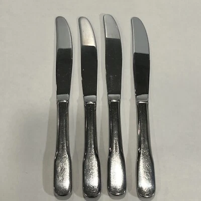 Juego de cuatro (4) cuchillos de cena Hoffritz 18/10 cubiertos de acero inoxidable “BACK BAY” 9-1/4” Foto 1 de 4