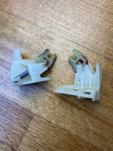 DD60SCW7 DD60 Fisher Paykel Dishwasher SET LOCK LATCH DRAWER RAIL ASSEMBLY END - Picture 1 of 5