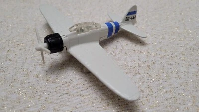 Maisto Mitsubishi Zero Fighter Plane Diecast White Blue B2-I44  Propeller - Image 1 of 4