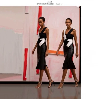 Blusa sin mangas asimétrica con panel de contraste en capas talla 8 de AKRIS Foto 1 de 4