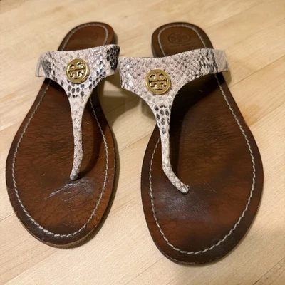 Sandalias de tanga Tory Burch piel de serpiente 10M Foto 1 de 4