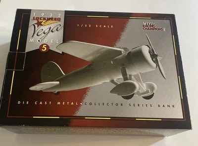 Racing Championships Lockheed 1932 Vega Model 5 1/32 Scale Die Cast Metal - Image 1 of 4