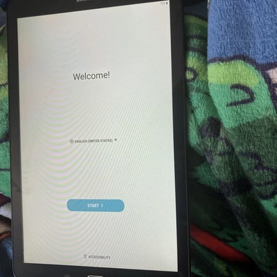 Samsung Galaxy Tab E SM-T560 16GB, Wi-Fi, 9.6in - Negro Foto 1 de 3