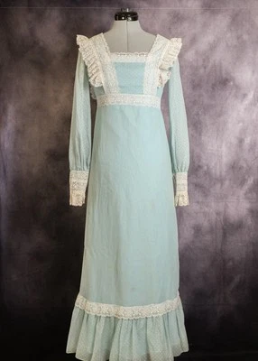 Vestido vintage mediano de encaje de algodón azul y blanco Foto 1 de 4