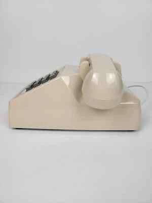 Cortelco 250044-VBA-NDL Ash Desk no dial - Image 1 of 2