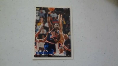 1995 UPPER DECK COLLECTOR'S CHOICE #244 PATRICK EWING BASKETBALL CARD - Image 1 of 2