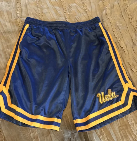 UCLA BRUINS Basketball Colosseum Athletics Men's MEDIUM Blue Shorts FREE SHIP Cover