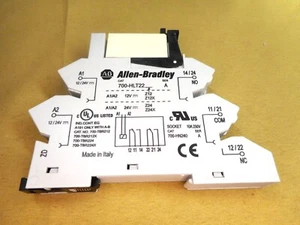 Allen Bradley 700-HLT22Z24 relay (NIB) - Picture 1 of 2