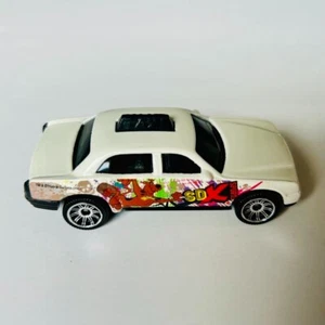 MATCHBOX 2002 SCCOBY DOO WHITE TAXI CAB - MATTEL DIECAST - LOOSE - Photo 1/10