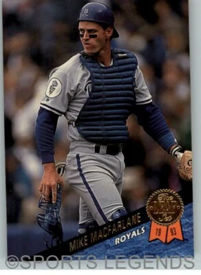 1993 Leaf #422 Mike Macfarlane - Image 1 of 2