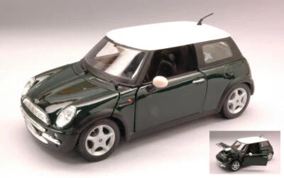 MODELLINO AUTO STATICO MAISTO NEW MINI COOPER 2002 VERDE MODELLISMO SCALA 1:24 - Immagine 1 di 2