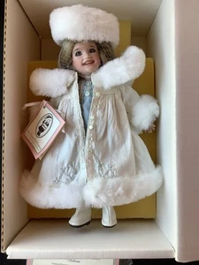 Thea Amazing Katrina The 7 Jointed Wood Body Doll From UFDC 2002 - Picture 1 of 2