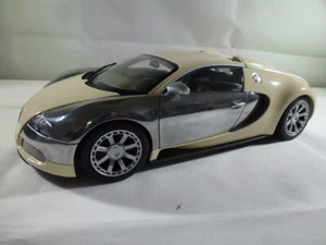 1:18 AUTOart Bugatti EB Veyron 16.4 L Edición Centenaire 2009 Blanco 70959 - Imagen 1 de 24